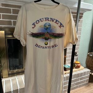 Journey Cream Graphic T-Shirt Dress Medium